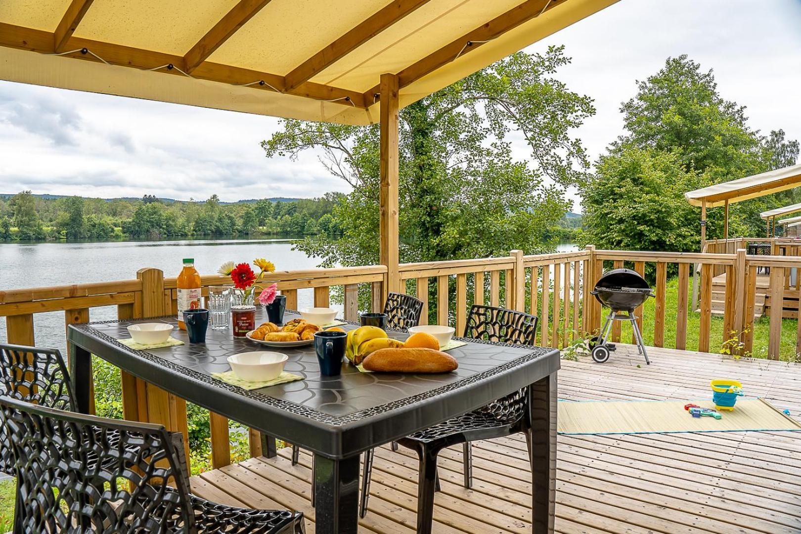 Camping Les Ballastieres - Vosges Du Sud Champagney Exteriör bild