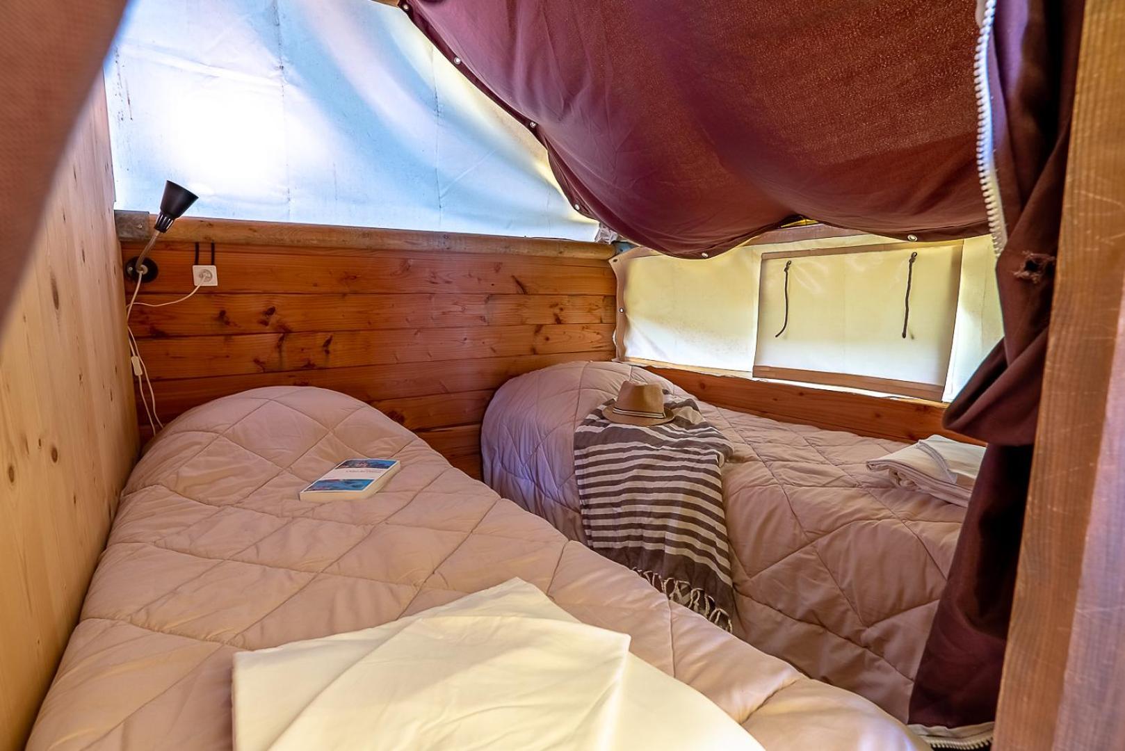 Camping Les Ballastieres - Vosges Du Sud Champagney Exteriör bild